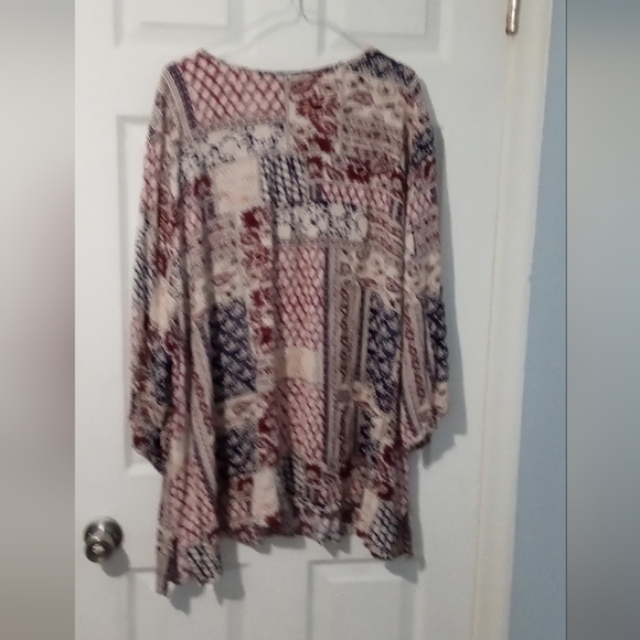 Catherines Patchwork Tunic with Tassels - Picture 3 of 4